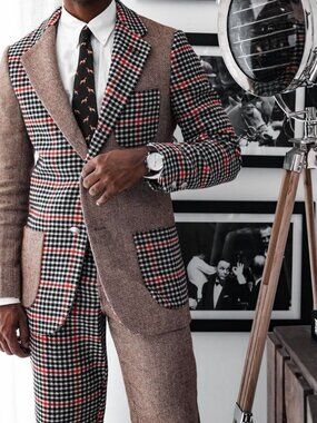 Rowing Tan Multicolored Plaid suit. SZ S